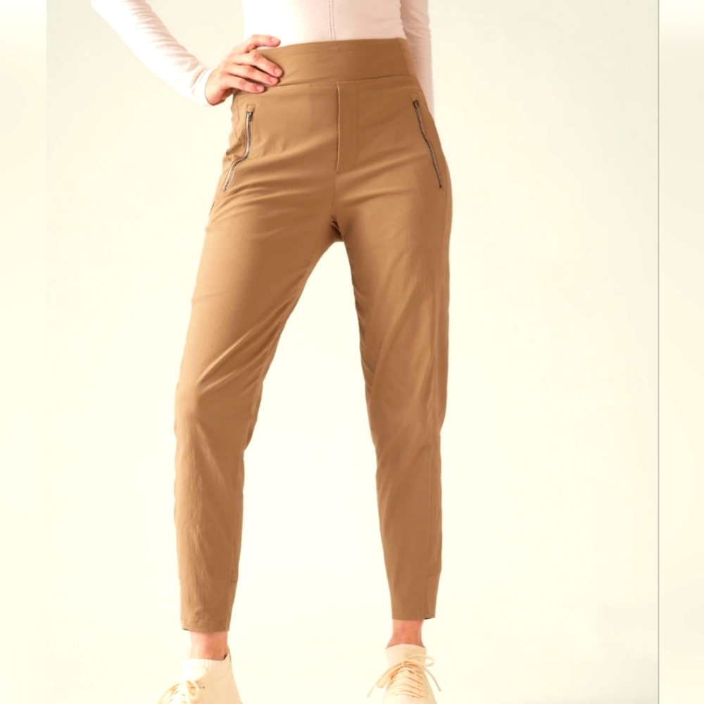 (8T) Athleta Trekkie North Jogger Big Sur Brown